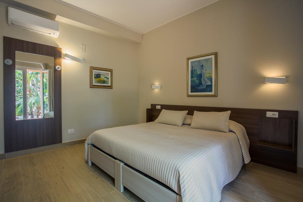 Temenos Villa By Ortigiaapartments Siraküza Dış mekan fotoğraf