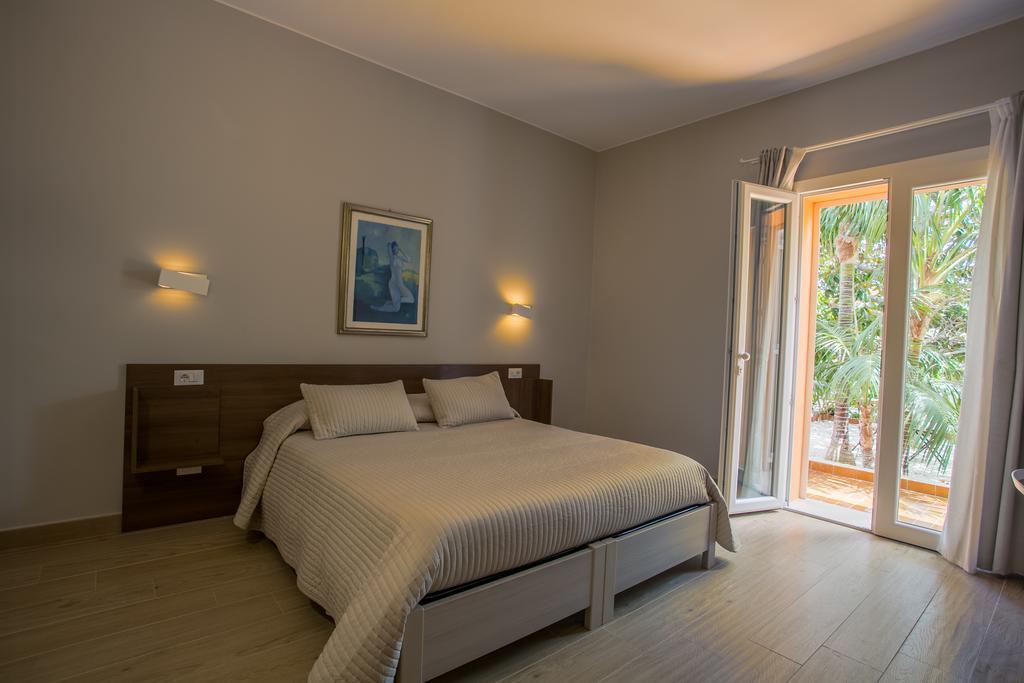 Temenos Villa By Ortigiaapartments Siraküza Dış mekan fotoğraf