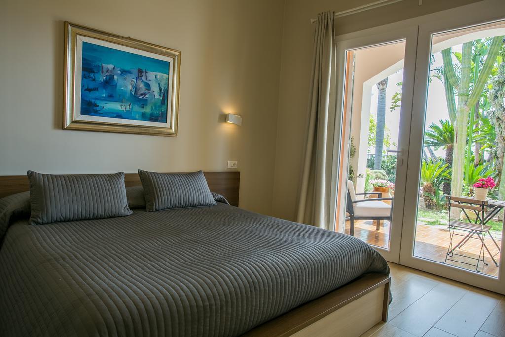 Temenos Villa By Ortigiaapartments Siraküza Dış mekan fotoğraf